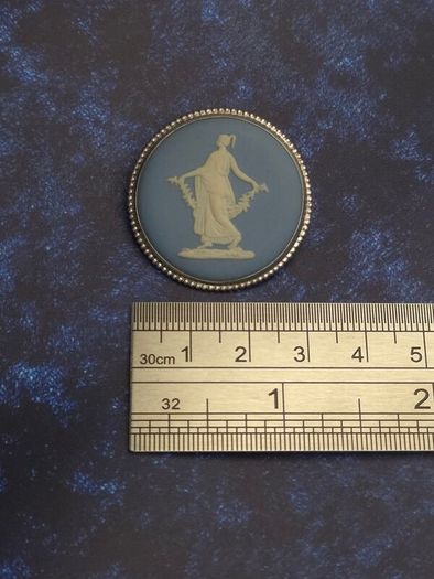 925 Vintage 1973 Wedgwood Sterling Silver Cameo Fully Hallmarked Brooch