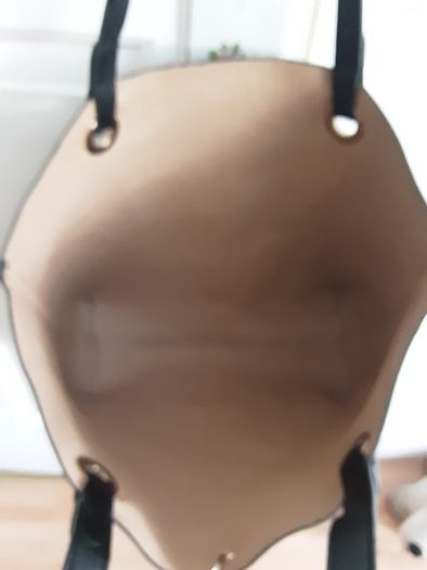 Hand/Shoulder Bag .. Colour: Black