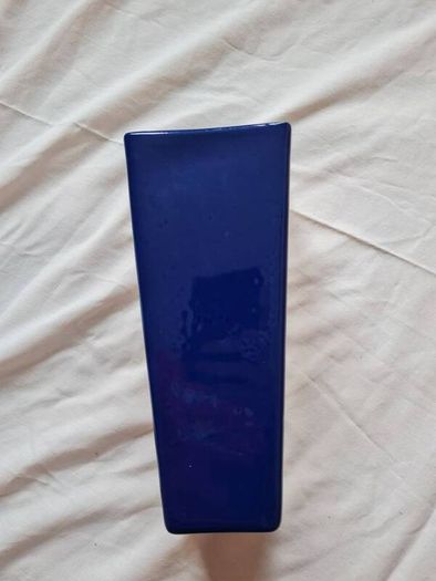 avoca blue large 30cm square vase Stratford blue brand new