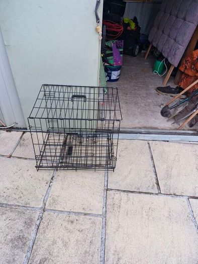 Dog crate