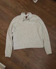 Pack of sweaters, jumpers and t-shirts
