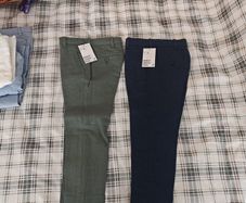 Boys suit trousers 10Euro each or 15Euro both