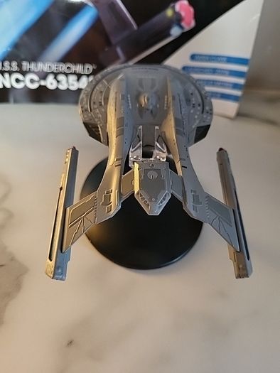 star trek eaglemoss uss thunderchild