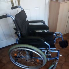 Aktiv Self Propelled Wheel Chair