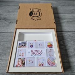 Button Studios Mr & Mrs