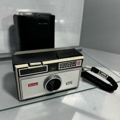 Vintage 1966 Kodak Instamatic 100 Film Camera Vintage