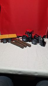 Bruder Case IH Tractor, Trailer & Logs Set