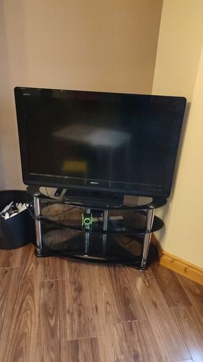 40" Sony non smart TV