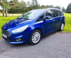 Ford S-Max low mileage, new nct