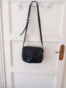 Enny Navy  Vintage Quality Leather Bag