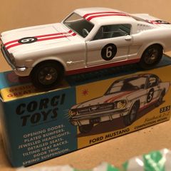 Corgi Toys 1/43 Ford Mustang fastback