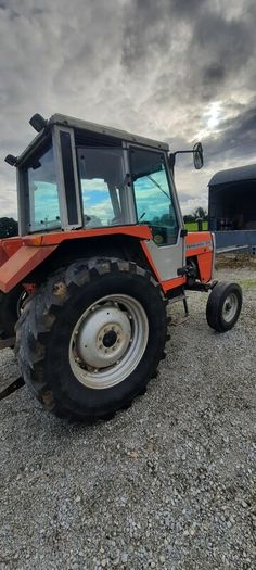 Massey Ferguson 675