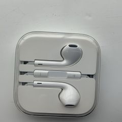 apple ear phones