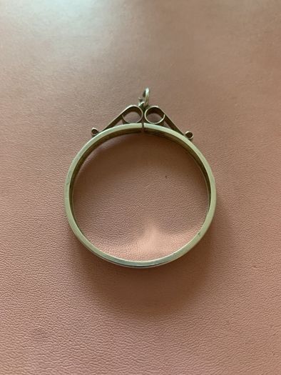 Silver Crown Coin Mount