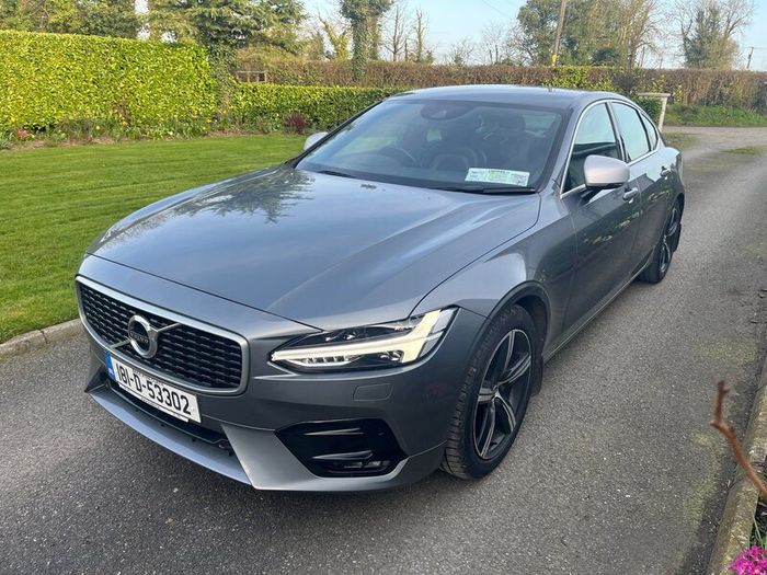Volvo S90 D4 R Design 190BHP