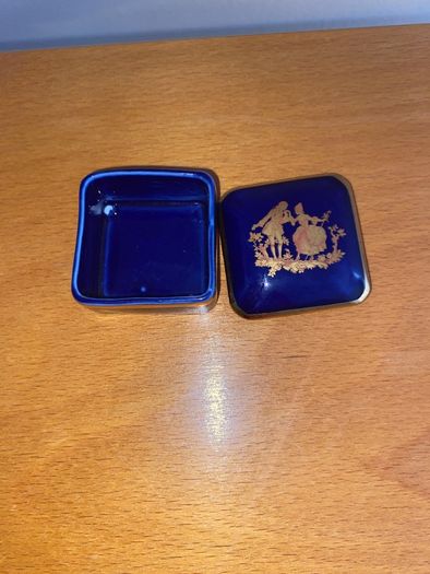 Limoges  pill box
