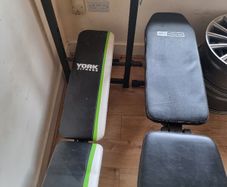 2x Weight benchs