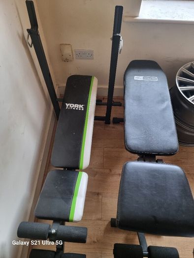 2x Weight benchs
