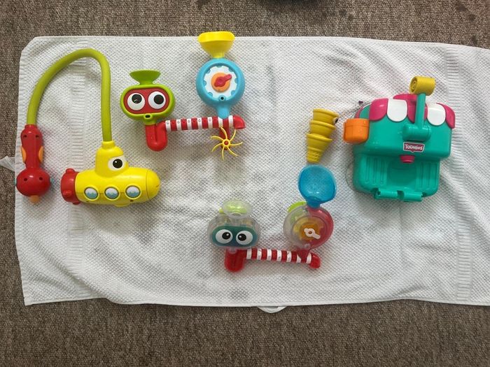 Bath toys