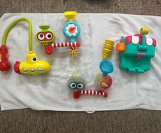 Bath toys