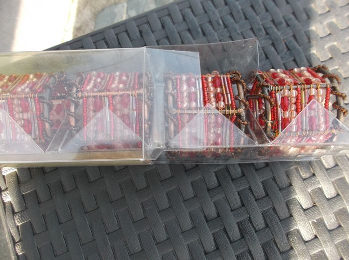 4 Beautiful Pearl/Metal Napkin Rings, NEW