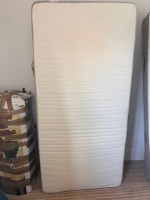 1 Single bed mattress free