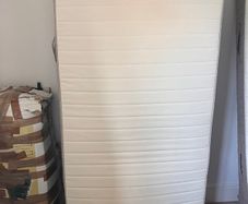 1 Single bed mattress free