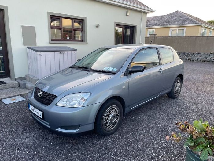 3-Door Corolla (Low Mileage)