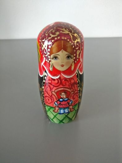 Set of 5 Russian Matryoshka Dolls featuring Puss in Boots