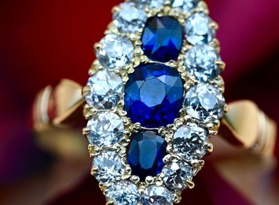 Antique Victorian Sapphire & Diamond Ring - 18ct circa 1880