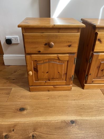 bedside lockers