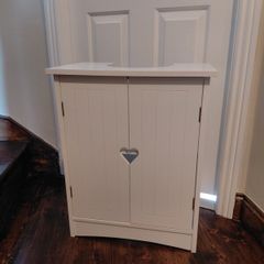 Under sink bathroom cabinet