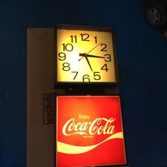 Coca Cola Lighted Wall Clock Year 1976
