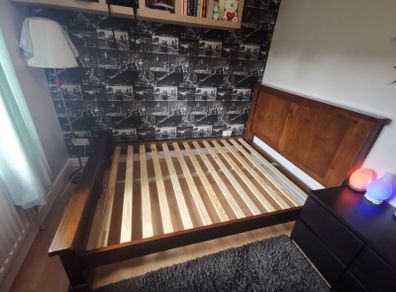 Double bed frame