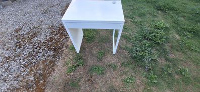 Office desk and chair