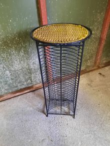 plant stand