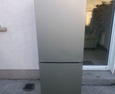 Hoover fridge freezer