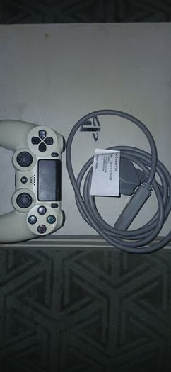 Ps4 pro 1TB
