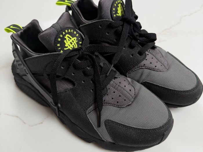 Nike Air Huarache "Black Volt" sneakers 42.5
