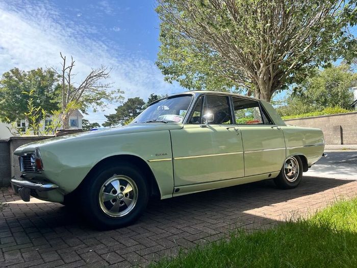 Rover P6 (2000) 1966