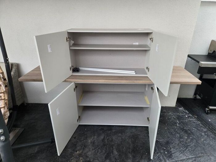 Kitchen units & Kitchen counter