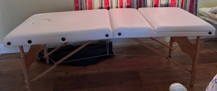 Portable beauty bed