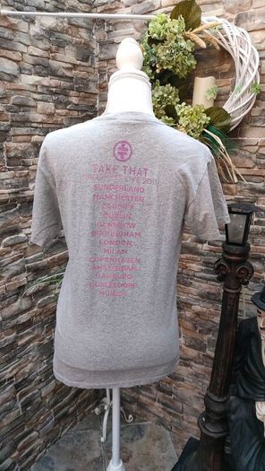 Take That Progress Live 2011 concert t-shirt The last time the full line up toured together  In great condition Front and back print Size small