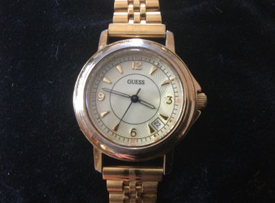 Watches - Ladies Guess Quartz. ( Reduced)