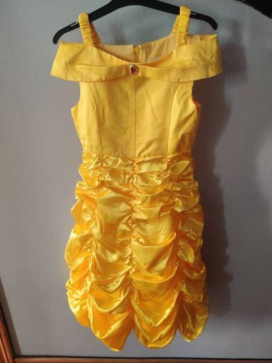 girls clothes