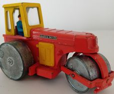 Vintage Antique Toy Aveling Barford Diesel Road Roller By Dinky Toys Meccano Ltd. Made In England No. 279 Master Pavior.