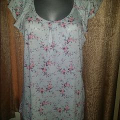 George Floral top size UK16/18 EUR44/46 Postage included