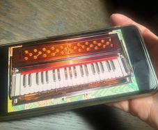Selling a professional Indian Harmonium