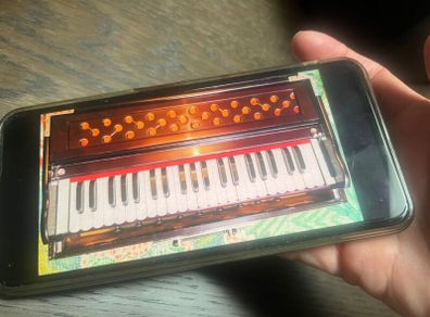 Selling a professional Indian Harmonium