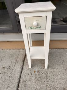 Bathroom stand